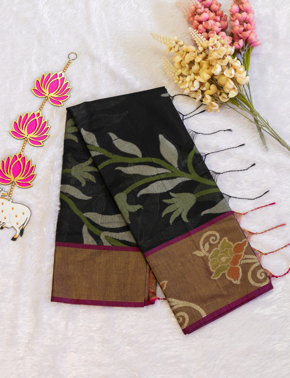 Pochampally Weaving Chanderi Cotton Saree – Black & Pink