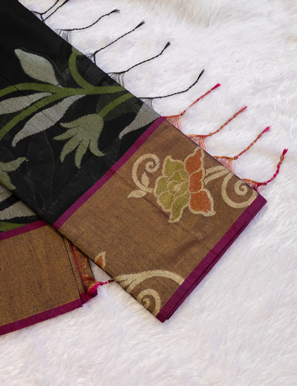 Pochampally Weaving Chanderi Cotton Saree – Black & Pink