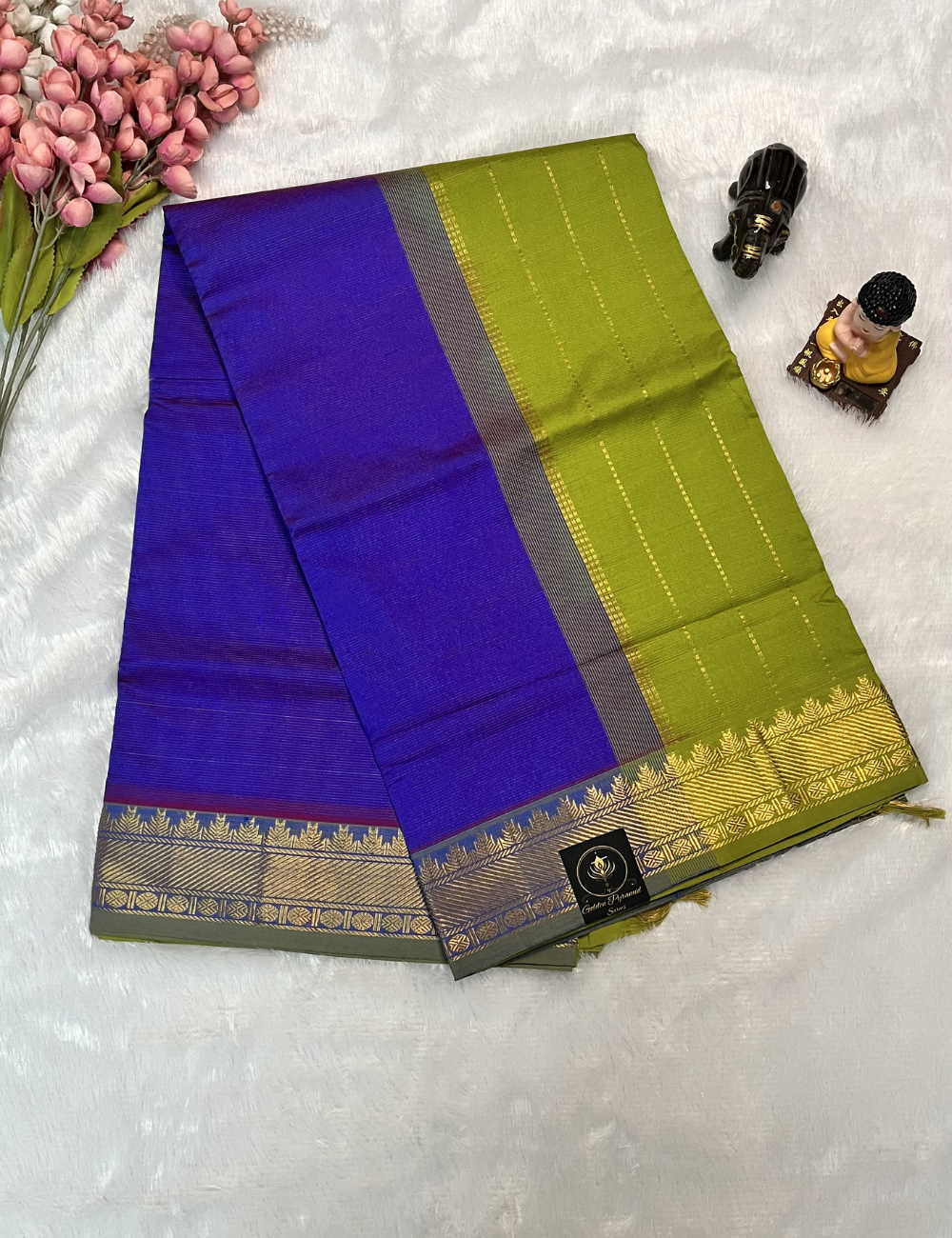 Semi Silk Cotton - Vairaoosi pattern - Ink Blue with Light Green
