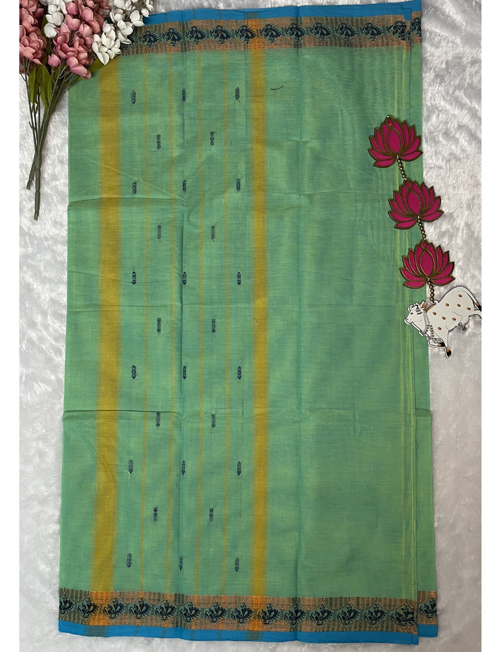 Light Green Kanchi Cotton Saree with Butta All Over - Small Thread Border