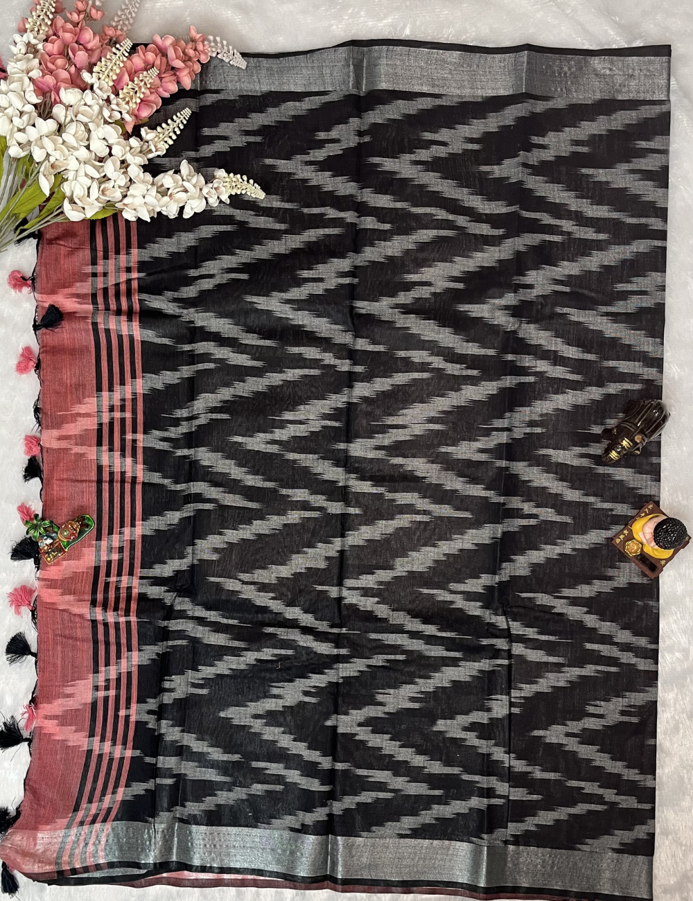 Ikkat Cotton Saree - Lightweight - Peach with Black
