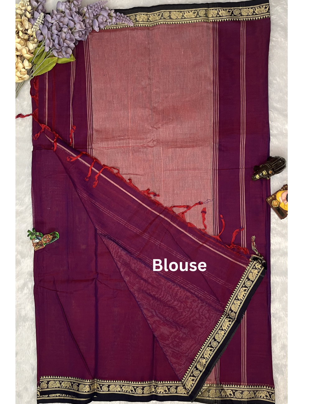 Narayanpet Cotton - Plain Magenta Saree - Small Mango Peacock Border
