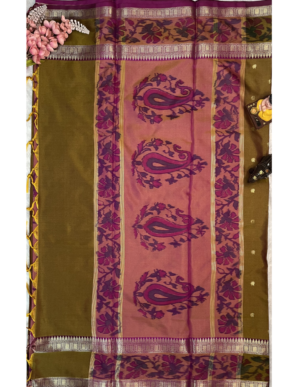 Semi Soft Silk - Pastel Brown - Pochampally border